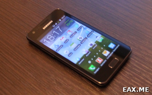 Samsung Galaxy R собственной персоной